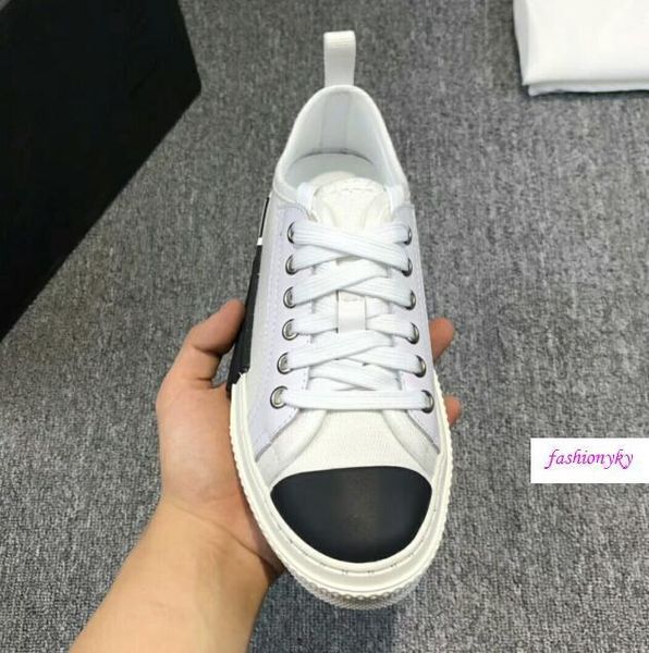

limited cooperation b23 single m classic as the main vision, in the way of large-area printing on the upper sweethearts shoes 43 boxb23, Black