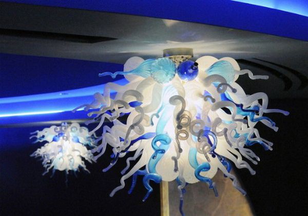 

энергосберегающий источник света и современный тип небольшой дешевый крытый подвесной светильник искусства декоративные люстры из дутого сте