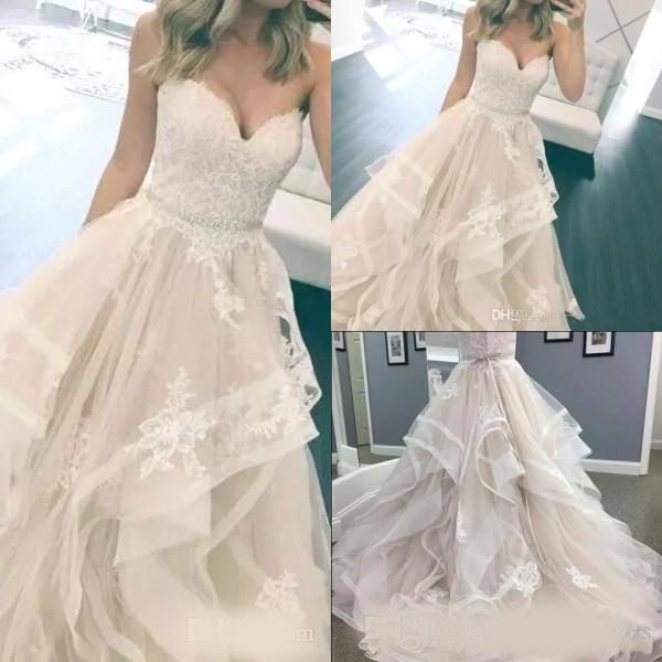 

elegant sweetheart a line beach wedding dresses 2020 lace appliqued tulle tiered skirts bridal gowns with crystal sash vintage gowns, White
