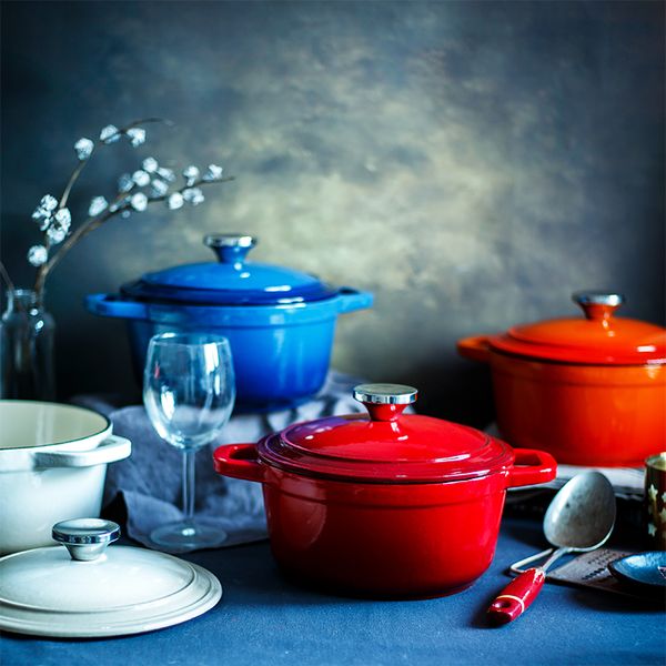 

enamel cast iron pan pan red enamel pot soup pot stew pot