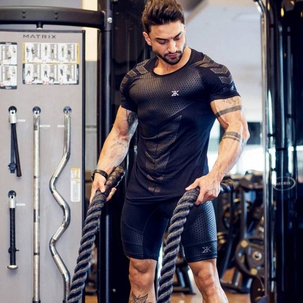 

2018 Summer New Mens Gyms T Shirt Crossfit Fitness Bodybuilding Fashion Male Short Cotton Clothing Brand Tee Tops