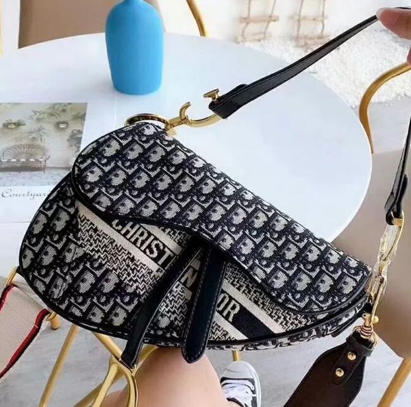 

Pochette Metis crossbody сумки женская сумка Louis Vuitton ysl Сумка женская сумка messenger сумка старый цветок кожаный тотализатор