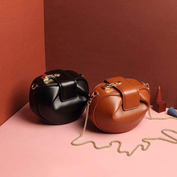 

2020 new fashion ladies mini clutch bag leather designer handbag ladies shoulder counter with the same handbag