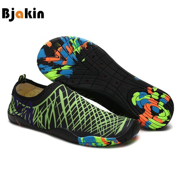 

bjakin men beach shoes women outdoor swimming shoes aqua flat soft seaside water upstream walking couple yoga