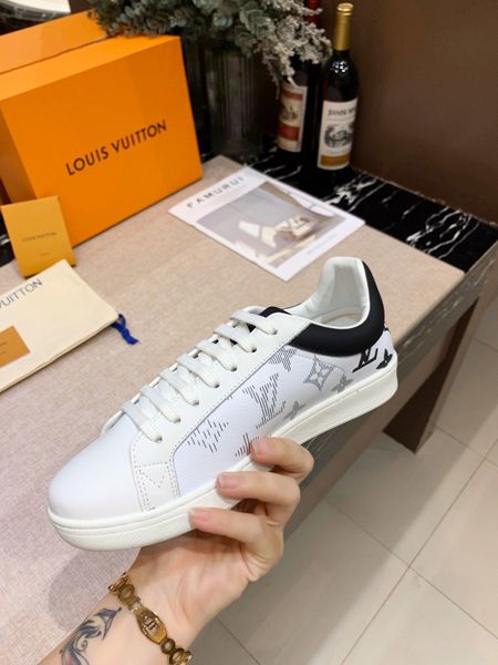 

wvv27 high-quality autumn and winter high-grade women s casual shoes, classic printing highlights the unique charm of delivery 36-40, Black