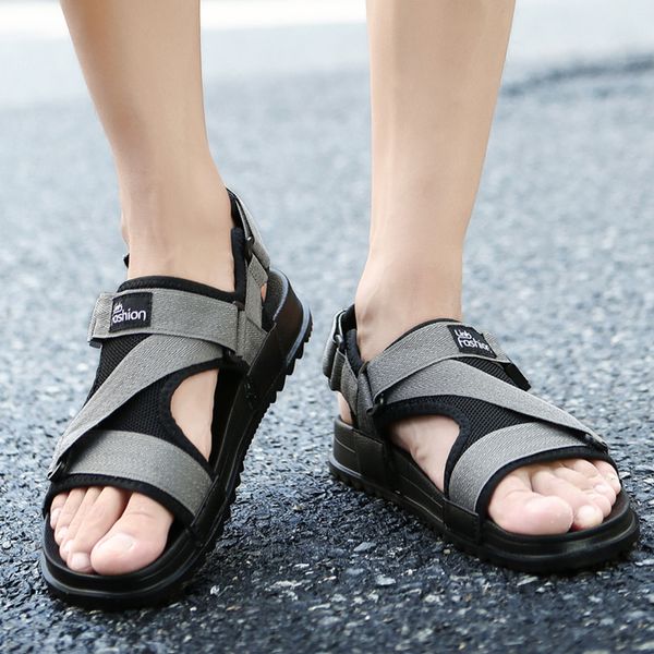 

2020 summer men's sandals roman gladiator for men beach shoes male slippers flip flops lightweight black sandals