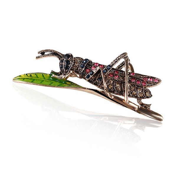 

classic grasshopper modeling brooch rhinestone diamond personality insect pin brooch shawl buckle, Gray