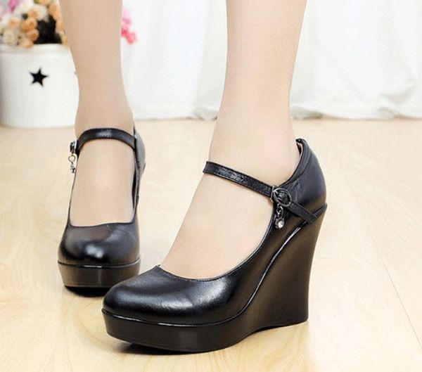 

2020 women's shoes in spring and autumn with new style slope heel round head waterproof table@3114, Black