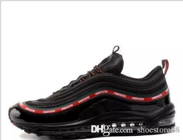 

2020 new high quilty men women northern lights sunrise sea forest triple black carbon grey desert trainers sports sneakers 36-46