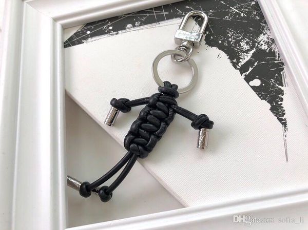 

designer fashion accessories keychain men's and women's lovers leather cartoon character keychain car bag pendant fashion street p, Slivery;golden
