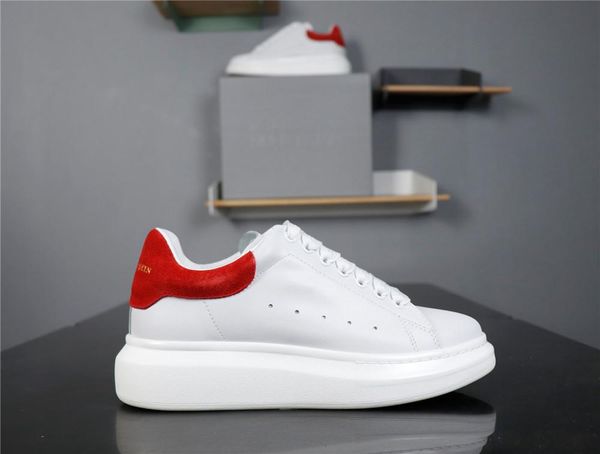 

With box i t a mcqueen chau ure fa hion luxury de igner red bottom white black hoe dre de luxe neaker men women ca ual