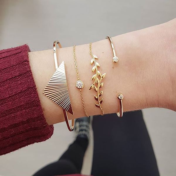 

4pcs/set fashion punk gold chain moon leaf crystal geometry open bracelet set women charm bracelets clothing accessories 2019, Black