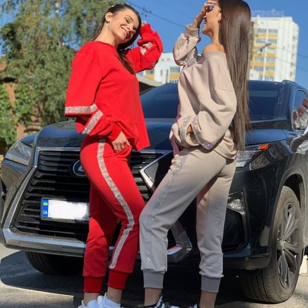 

2019 women's sportswear two piece set2019 cutting and splicing two piece women's set, Gray