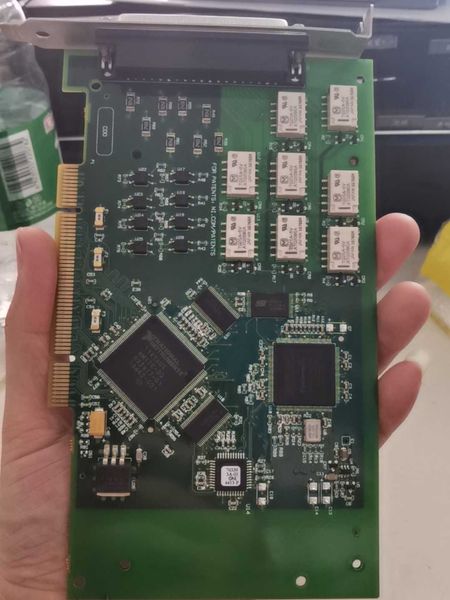

100% испытала работу идеально подходит для ni pci-6520