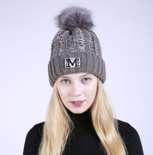 

women new fashion winter curling labeling letter  wool caps brand designer plus velvet warm knitted hats wholesales, Blue;gray