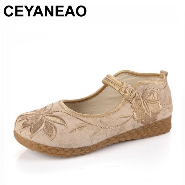 

ceyaneao old beijing flat cloth soles comfortable soft bottom retro middle-aged elderly embroidered leisure women's shoes natio, Black