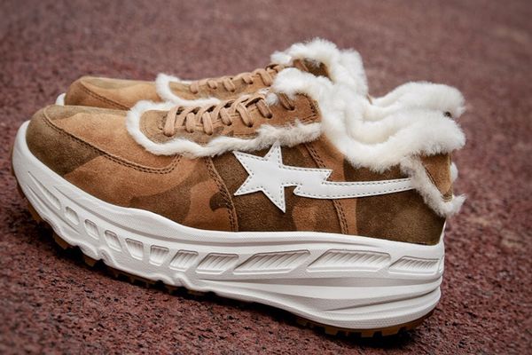 

2020 wgg sheepskin fur winter solid leather outdoor womens girls camouflage yellow navy leisure casual shoes, Black