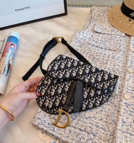 

2019 new luxury handbag women bag de igner wai t bag fanny pack lady 039 belt bag women 039 famou brand che t handbag
