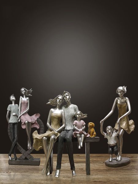 

modern resin figure family love ornaments home livingroom table figurines crafts office deskfurnishing decor wedding gifts