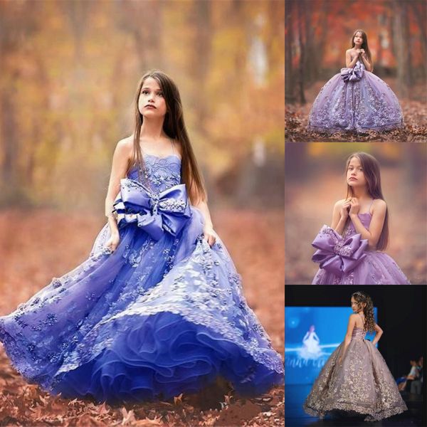 Pretty Princess Spaghetti Flower Girl Dresses Florais Apliques Floral Tuled Tulle Puffy Primeira Comunhão Vestido com Big Bow Girls Poment