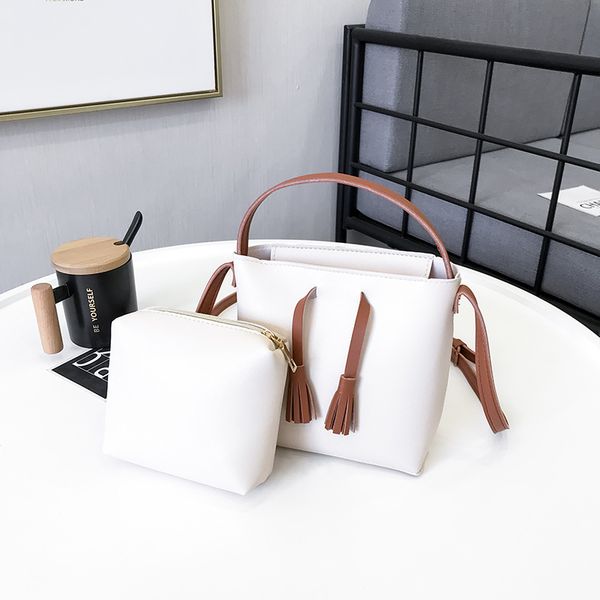 

women's bags 2020 new zi mu bao korean version of the shoulder bucket bag shoulder bag tassels women's bags