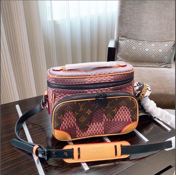 

new classic wild messenger bag luxury designer women's classic wild leather camera bag women's wild shoulder bag handbag backpack