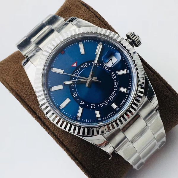 

sky-dweller [циферблат] излучает текстуру солнца, с 12 маленькими окошками, показывающими красную точку месяца, оснащенную автоматическим ме, Slivery;brown