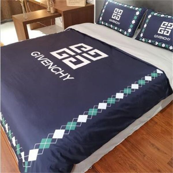 Variety Of Fashionable Logo Luxury Beddings Suit Brand Hotel Bed