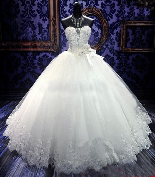 Abiti da sposa di lusso con abiti da ballo con perle gonfie reali 2019 Abiti da sposa a pieghe Abiti da sposa Organza su misura