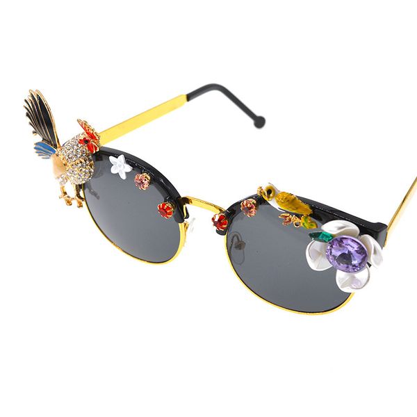 

baroque retro handmade 2019 sunglasses women cat eye girls glasses golden chicken ladies sun glasses for party gifts, White;black