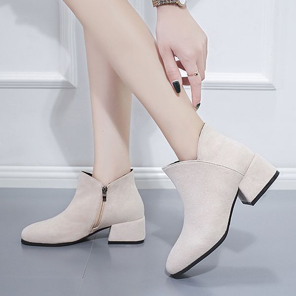 

2019 fashion women boots ladies square heels ankle boots casual woman winter shoes black white a1941