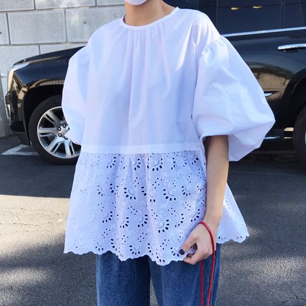 

women's blouses & shirts [ewq] 2021 summer sweet elegant o neck puff sleeve women white blouse and hollow shirt female lace stitching