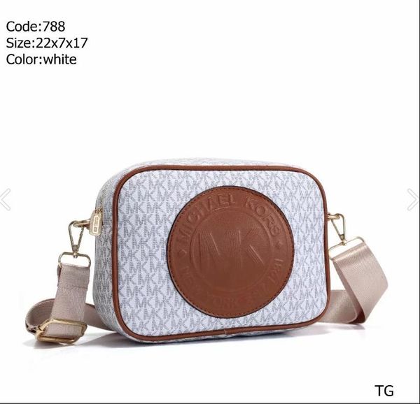 

trendy designers handbag three-piece set classic selling style real cow high leather luxury handbag handle shoulder--19