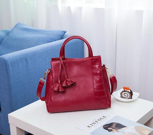 

new buy 2019 brand fashion luxury designer woman bags genuine leather designer luxury handbags shoulder bags 4 colors optional