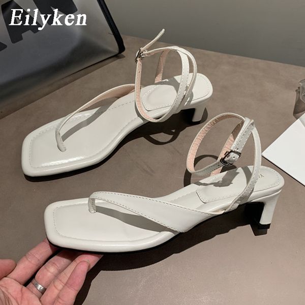 

2020 new design low heel sandals for women summer clip toe open toe ankle buckle strap gladiator casual ladies shoes, Black