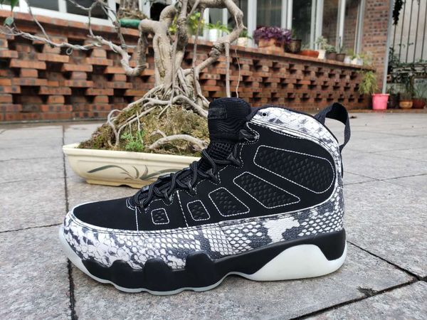 

2019 new arrive 9s black snake skin white snake skin leather outdoor shoes men sneakers size 40-47