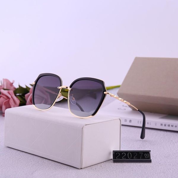 

sunglasses -2019 new ladies color film trend polarized sunglasses polaroid polarized lens 22027 fashion, White;black
