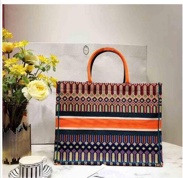 

New european tyle cla ic ladie tote handbag houlder bag hopping bag pure noble oft making pari upermodel catwalk how