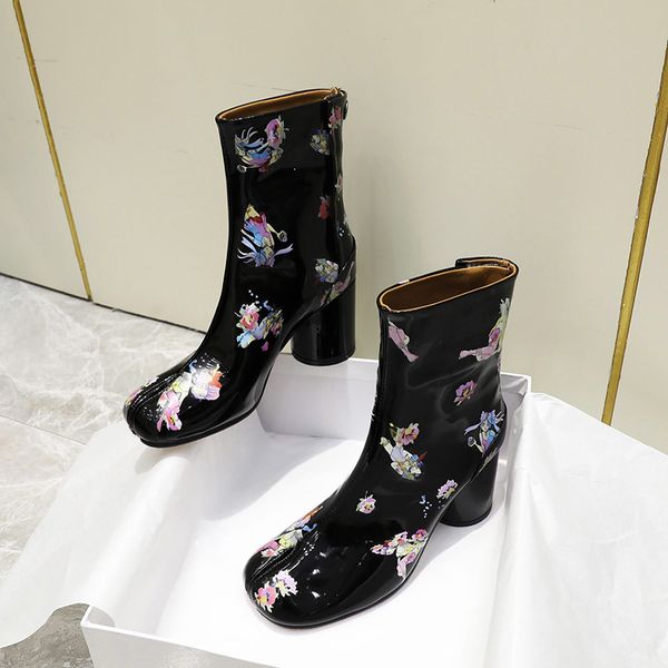 

2020 classic women's short single boots square head thick heel elastic suede skinny boots middle heel short tube factory direct sale, Black