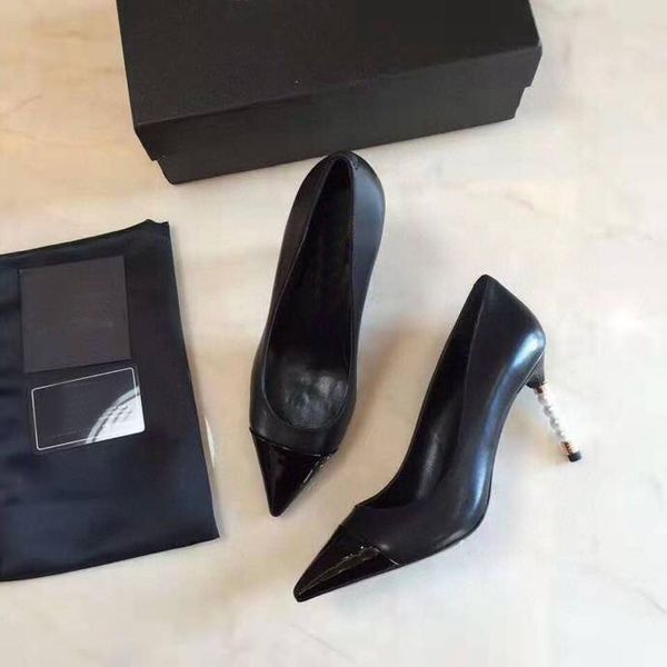

designer's new pumps, pearl metal shoes with pointed toes and thin heels, come with a box and dust bag, size 34-40, Black