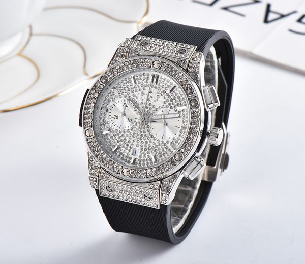 

2019 Set auger leisure fashion New watch brand sport Watches men Casual Fashion quartz watch