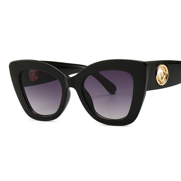 

e brand logo printed tortoiseshell cat eye sunglasses women luxury designer fashion ladies sun glasses 2019 unique sunglasses, White;black