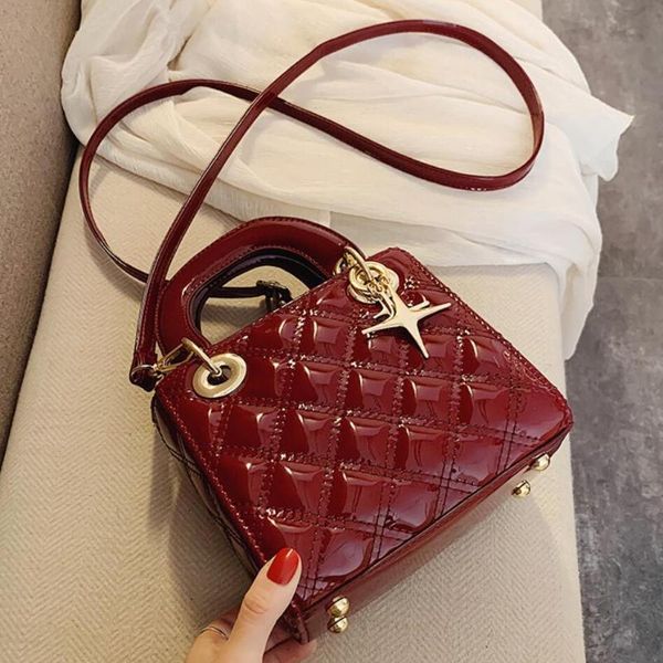 

elegant female plaid tote bag 2020 new patent leather women's handbag portable shoulder messenger bag