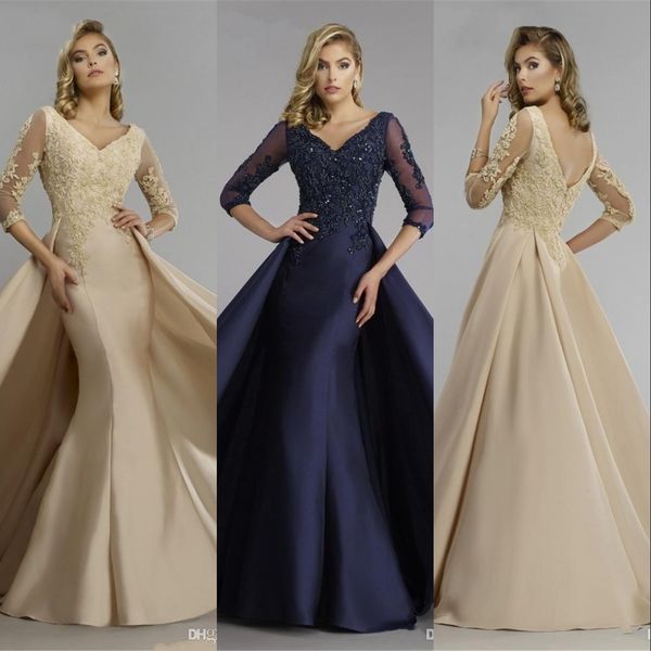 Abiti vintage economici per la madre della sposa con scollo a V maniche lunghe sirena champagne blu navy in raso con applicazioni di pizzo abiti da sera di cristallo