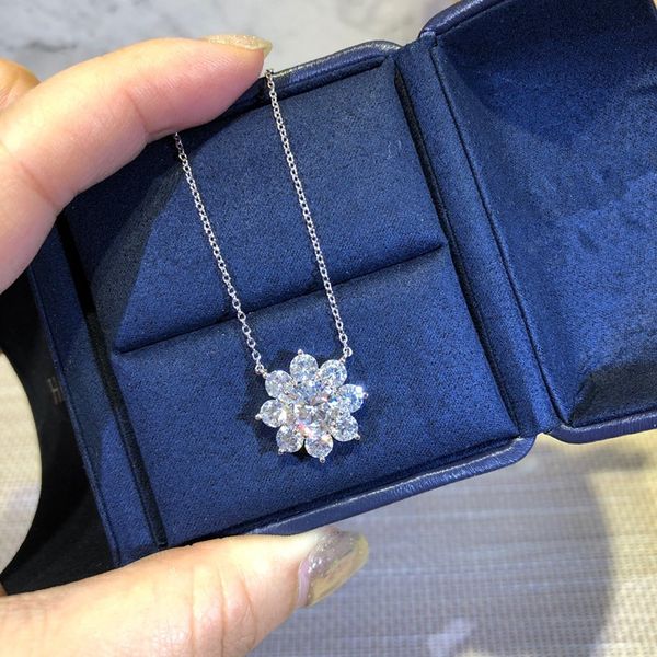 

luxury design noble elegant imported 3a drill seiki cutting high-end custom 925 sterling silver inlaid high carbon diamond jew9314529