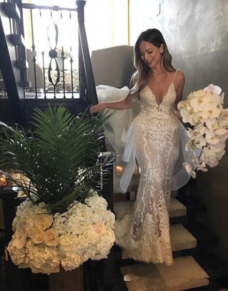 

2019 новые берта свадебные платья с оверджетс спагетти свадебные платья длиной до пола кружева свадебное платье плюс размер, White