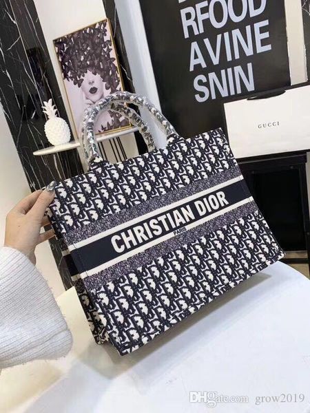 

2020 fashion women handbags ladies design solid color alphabet embroidery bracelet wallet leather chain bag crossbody bags a742