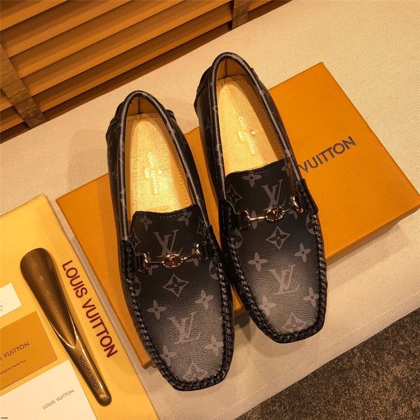 

2019 new men loafers casual summer shoes fashion genuine leather slip on driving shoes soft moccasins holes comfort light mens flats, Black