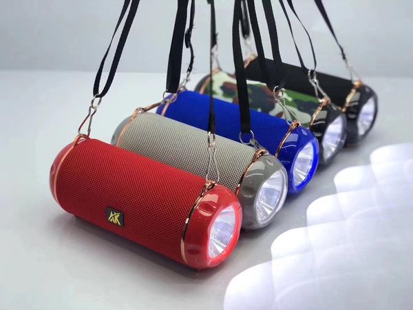 

portable wireless speaker Outdoor bluetooth speaker with flashlight Support TF USB Card FM flashlight Speakers PK jbl TG116 TG117 TG113 V8