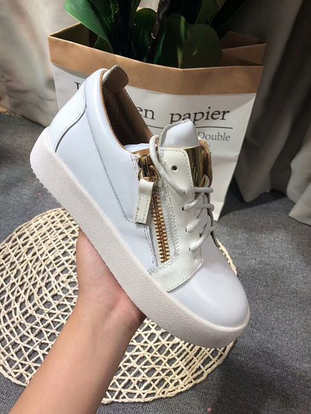 

paris 17fw triple-s walking shoes luxury chaussures femme sneakers for men women vintage old grandpa trainer outdoor platform, Black